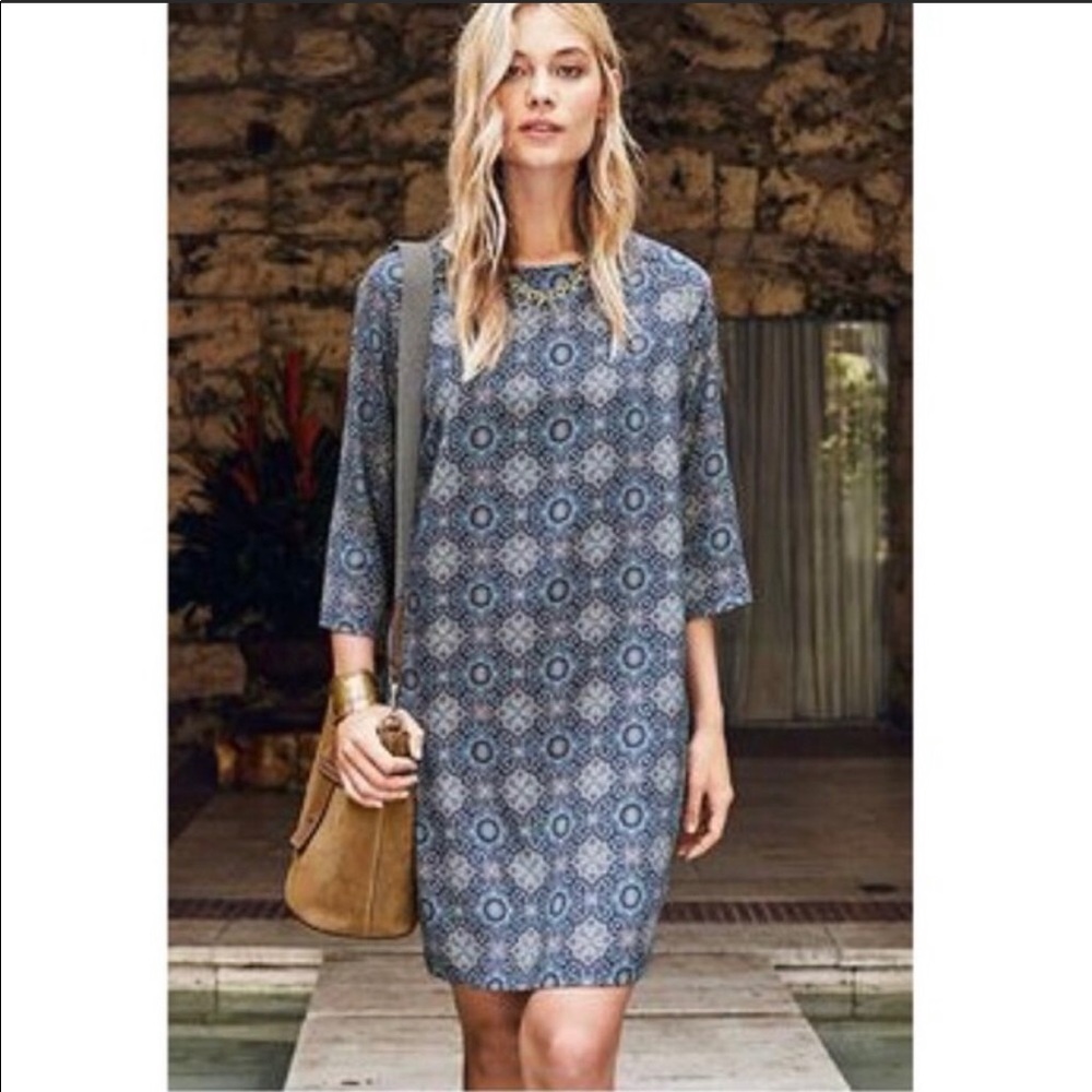Garnet Hill blue floral 100% silk shift dress
